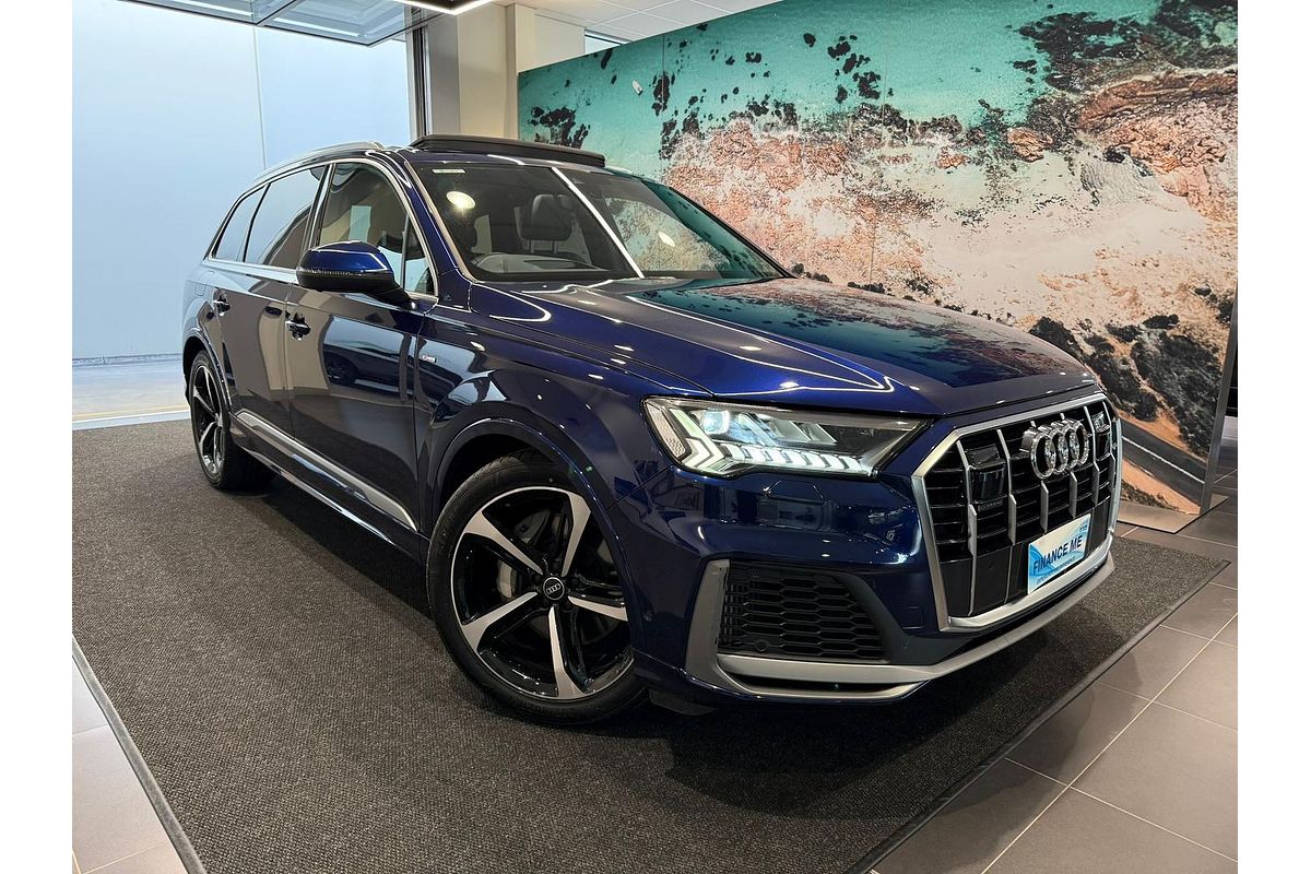 2023 Audi Q7 55 TFSI S line 4M