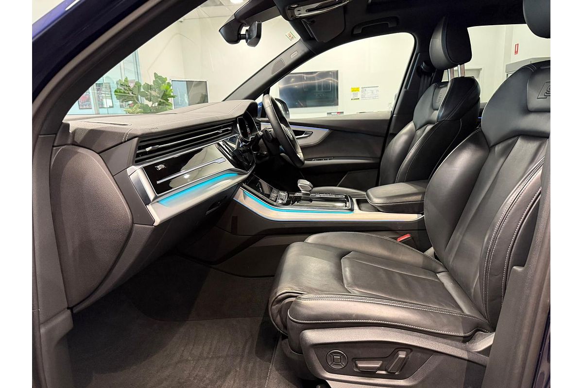 2023 Audi Q7 55 TFSI S line 4M