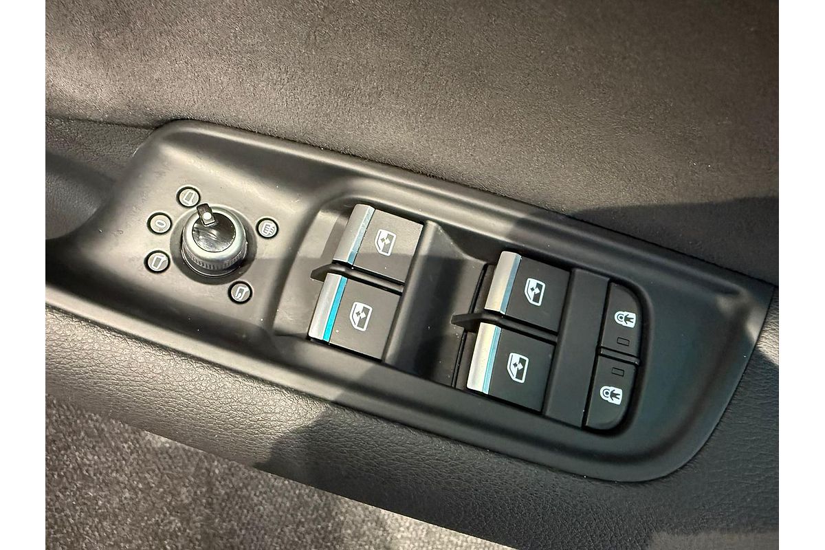 2023 Audi Q7 55 TFSI S line 4M