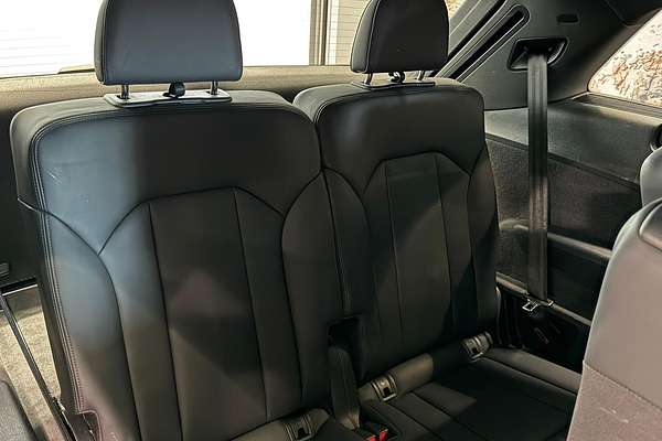 2023 Audi Q7 55 TFSI S line 4M