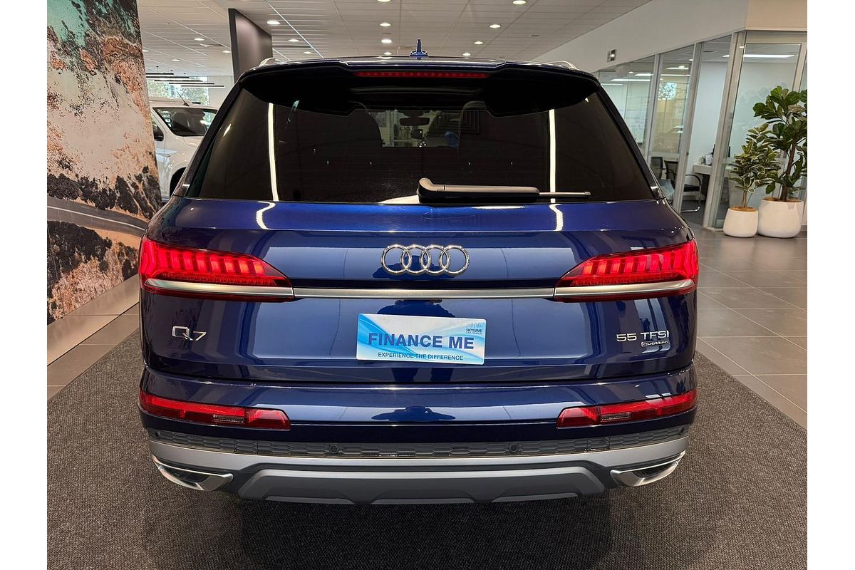 2023 Audi Q7 55 TFSI S line 4M