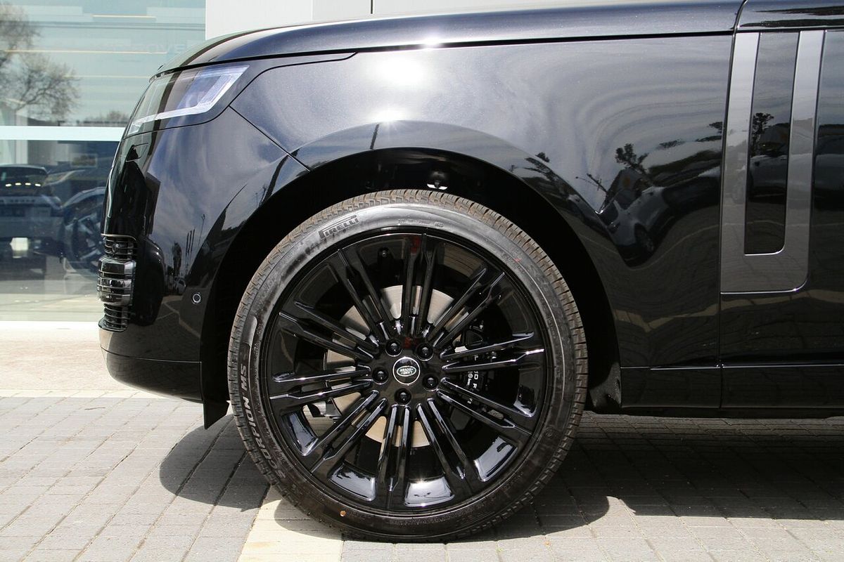 2025 Land Rover Range Rover D350 HSE L460