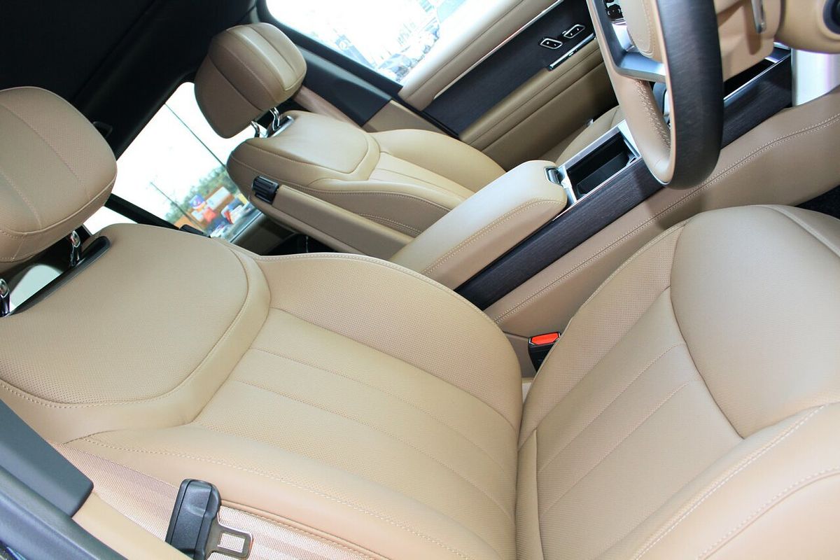 2025 Land Rover Range Rover P530 Autobiography L460 LWB