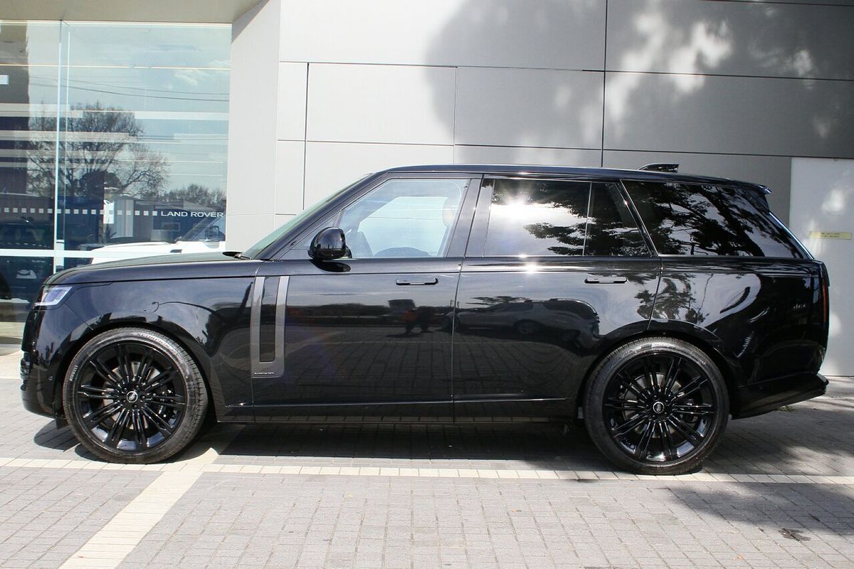 2025 Land Rover Range Rover P530 Autobiography L460 LWB