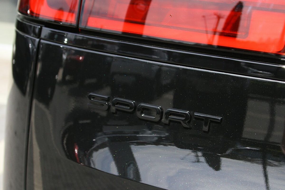 2025 Land Rover Range Rover Sport D250 Dynamic SE L461