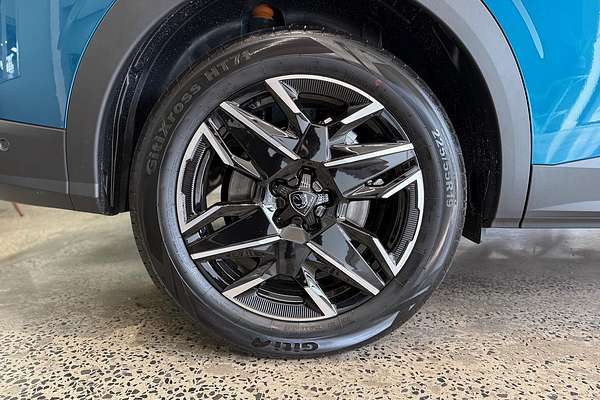 2025 Peugeot 5008 Allure Hybrid P74
