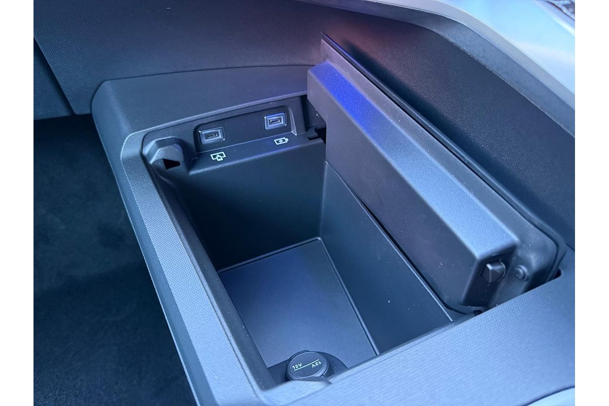 2025 Peugeot 5008 Allure Hybrid P74