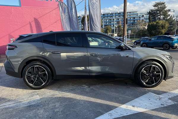 2025 Peugeot 408 GT Premium Hybrid P54