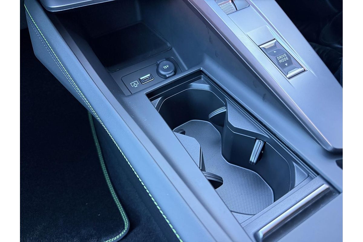 2025 Peugeot 408 GT Premium Hybrid P54