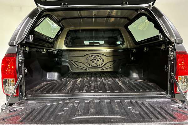 2019 Toyota Hilux SR5 GUN126R 4X4
