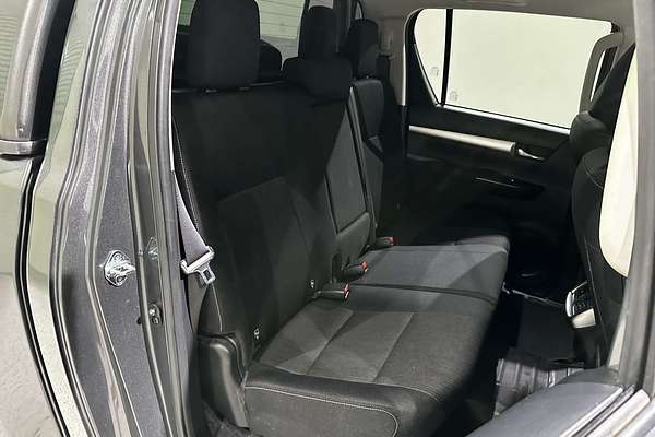 2019 Toyota Hilux SR5 GUN126R 4X4