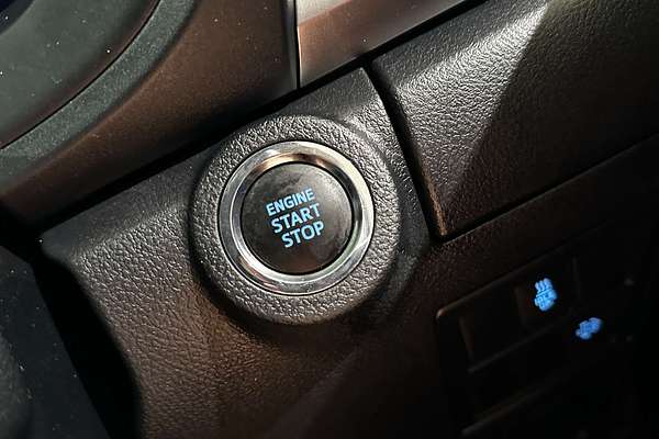 2019 Toyota Hilux SR5 GUN126R 4X4