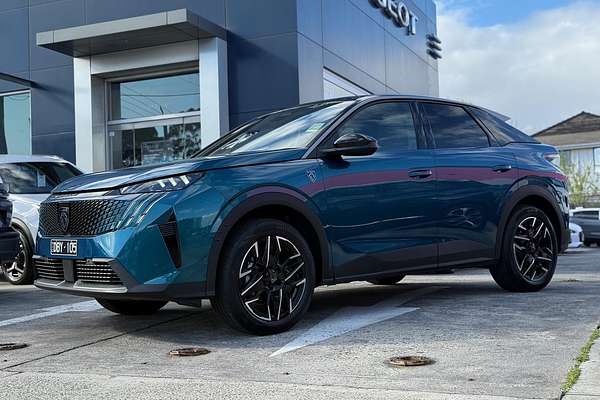 2025 Peugeot 3008 GT Premium Hybrid P64