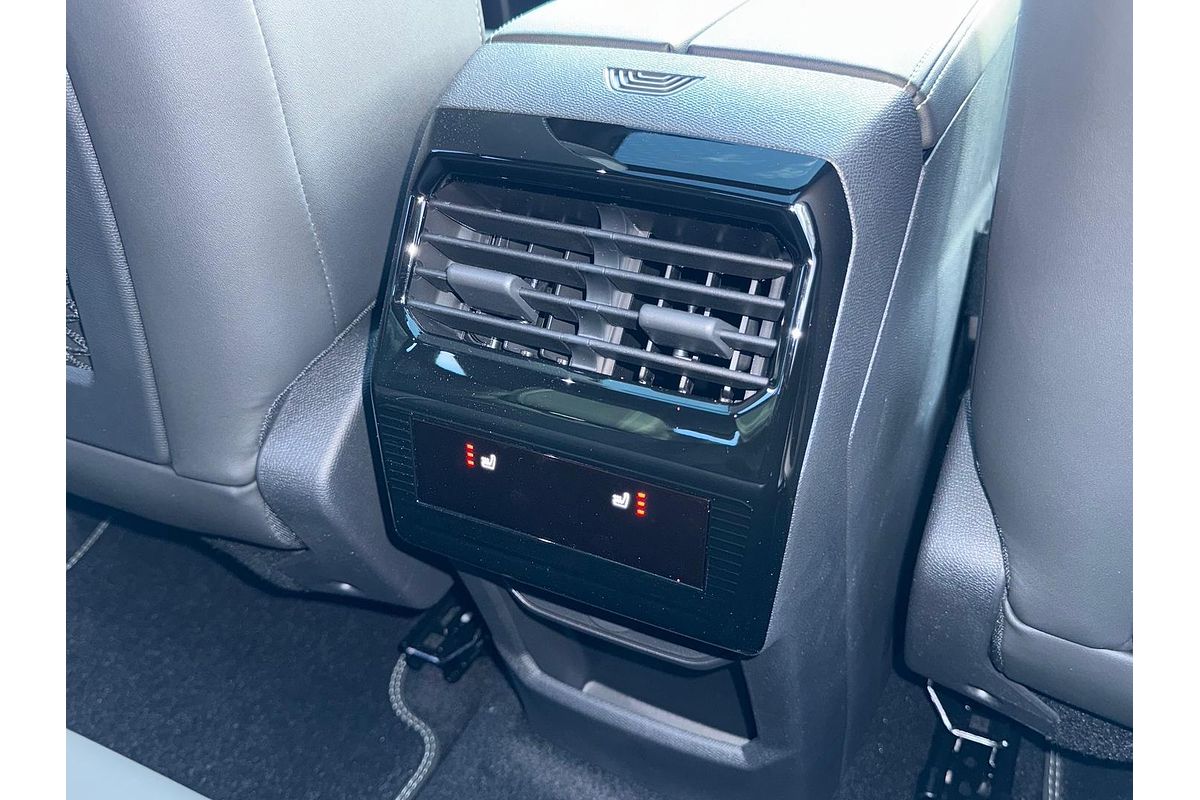 2025 Peugeot 3008 GT Premium Hybrid P64