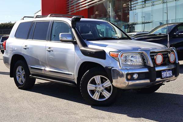 2013 Toyota Landcruiser Sahara VDJ200R