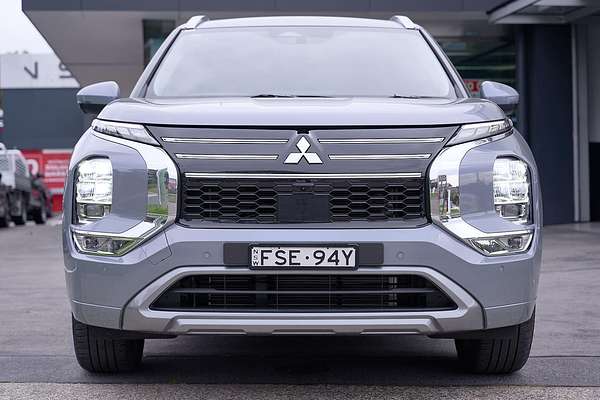 2025 Mitsubishi Outlander Exceed ZM
