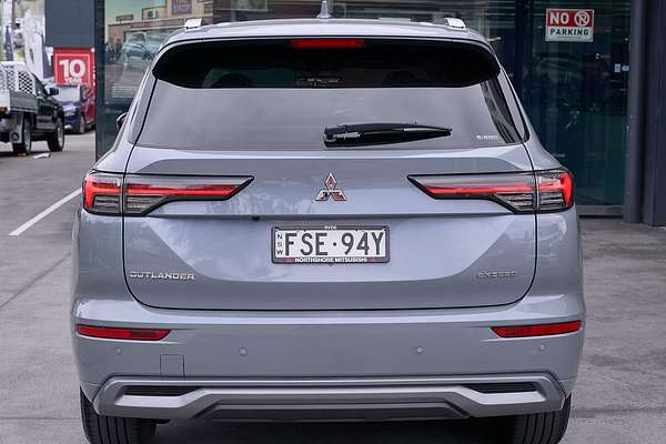 2025 Mitsubishi Outlander Exceed ZM