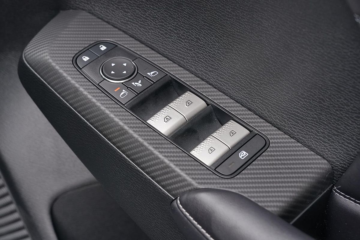 2025 Mitsubishi Outlander Exceed ZM