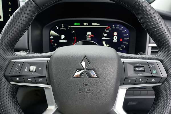 2025 Mitsubishi Outlander Exceed ZM