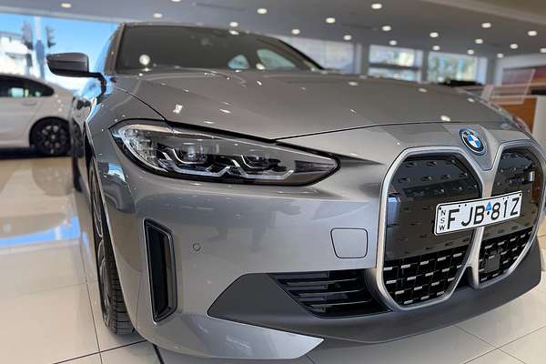 2024 BMW i4 eDrive35 G26