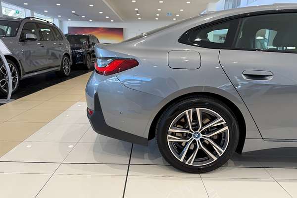 2024 BMW i4 eDrive35 G26