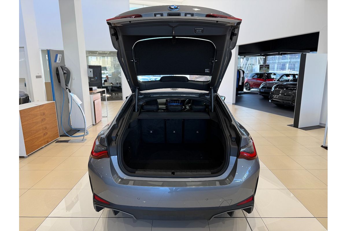 2024 BMW i4 eDrive35 G26