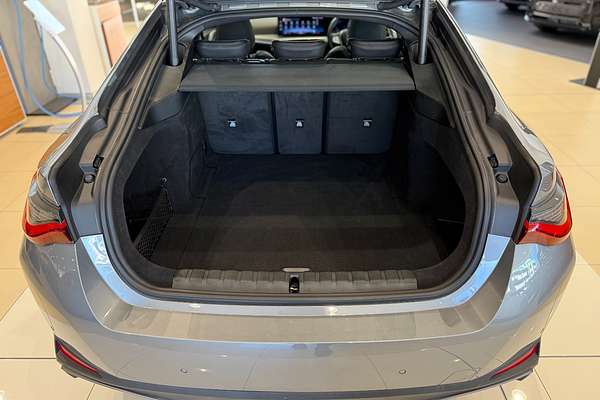 2024 BMW i4 eDrive35 G26