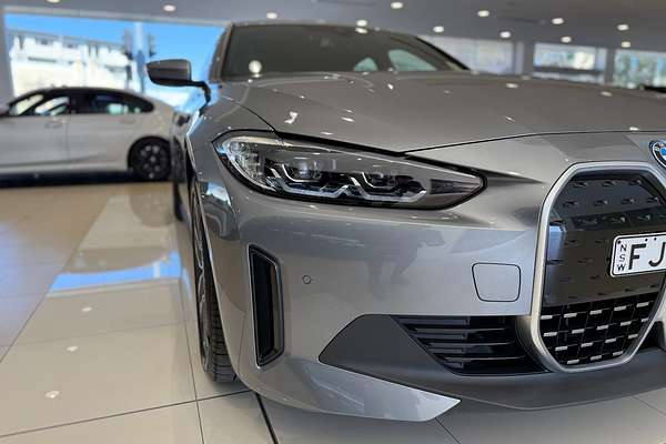 2024 BMW i4 eDrive35 G26