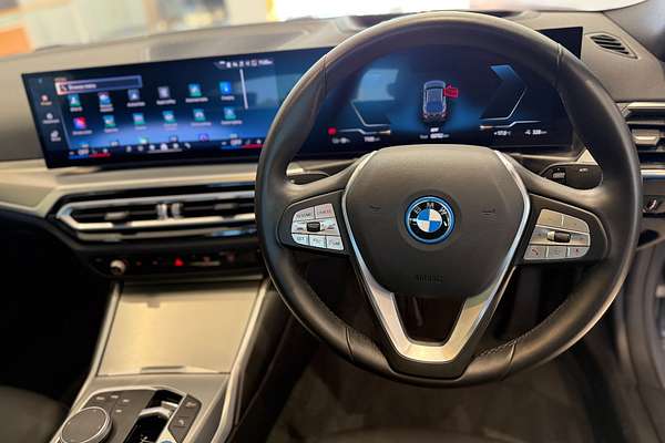 2024 BMW i4 eDrive35 G26