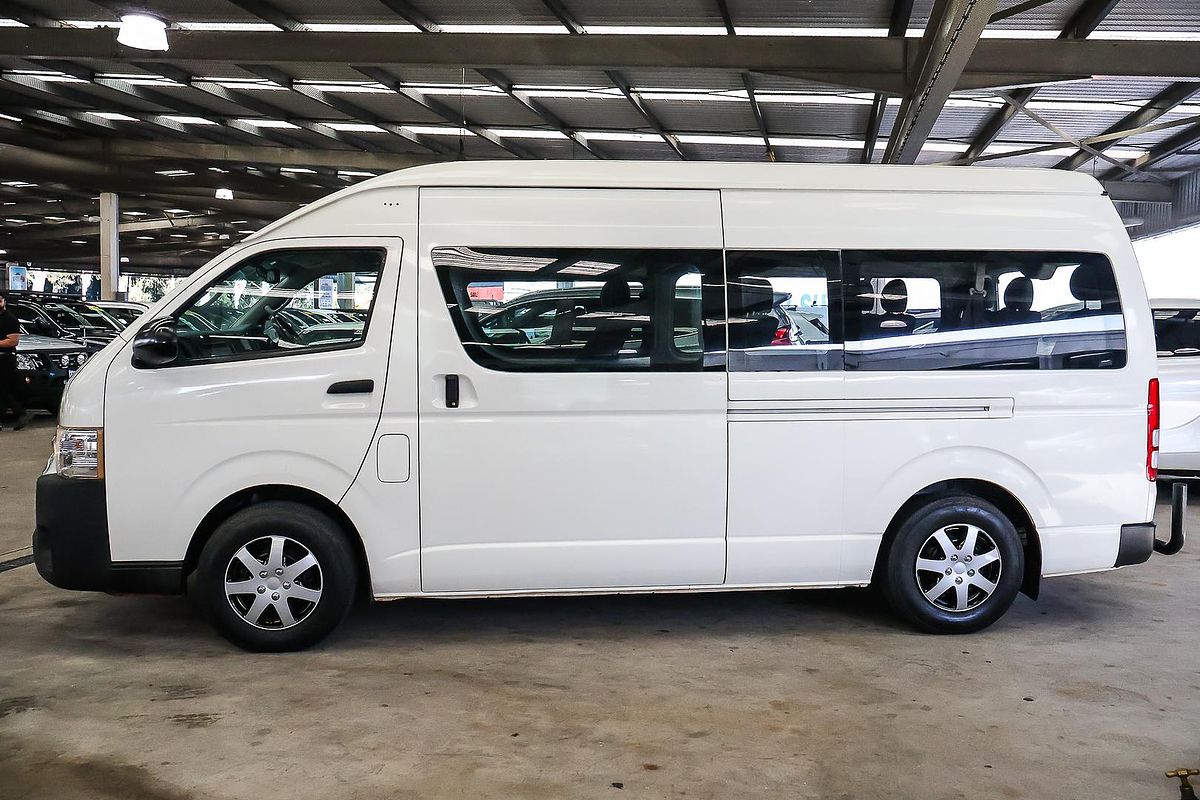 2018 Toyota Hiace Commuter KDH223R ELWB