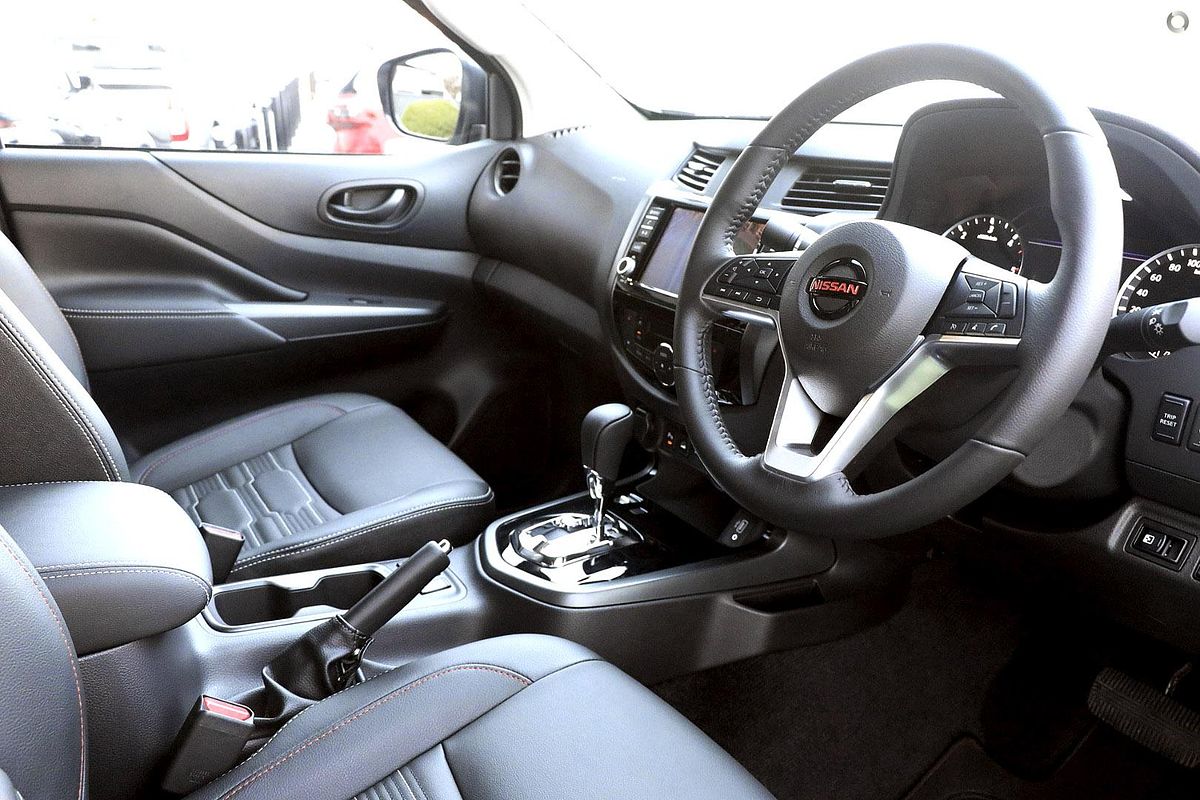 2025 Nissan Navara PRO-4X Warrior D23 4X4
