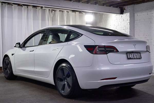 2022 Tesla Model 3 Rear-Wheel Drive