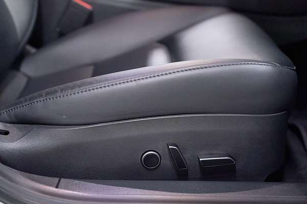 2022 Tesla Model 3 Rear-Wheel Drive