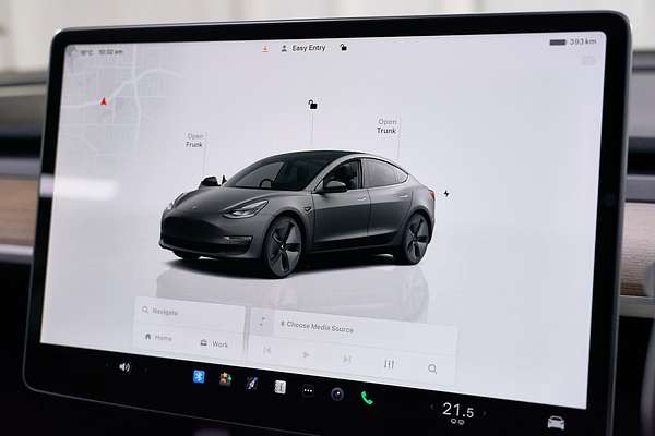 2022 Tesla Model 3 Rear-Wheel Drive