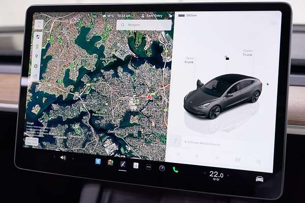 2022 Tesla Model 3 Rear-Wheel Drive