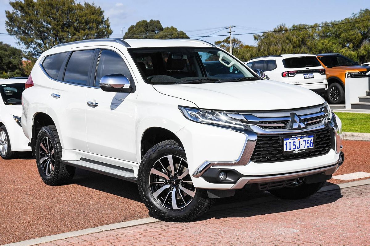 2016 Mitsubishi Pajero Sport GLS QE