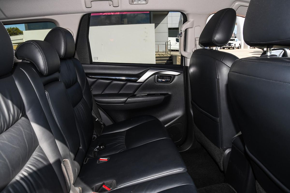 2016 Mitsubishi Pajero Sport GLS QE