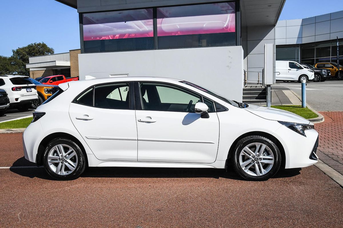 2022 Toyota Corolla Ascent Sport MZEA12R