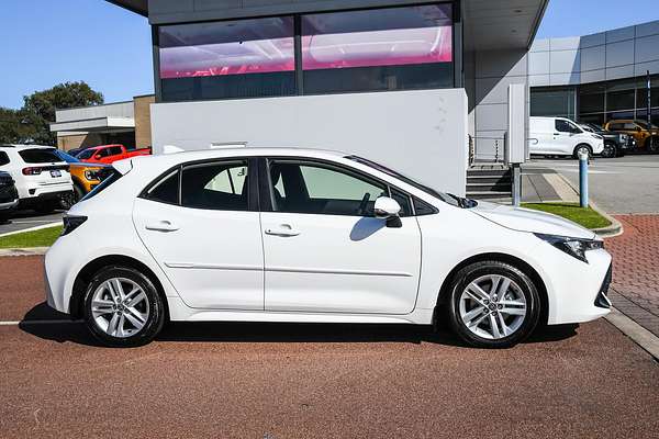 2022 Toyota Corolla Ascent Sport MZEA12R