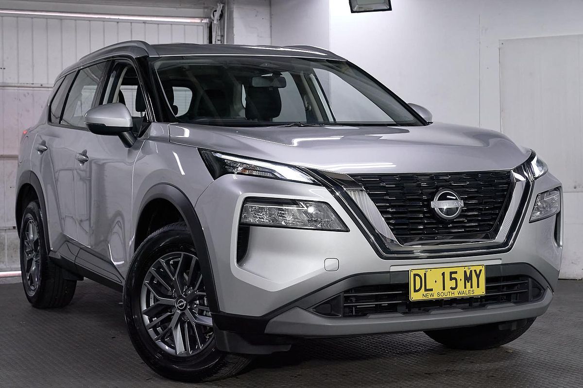 2024 Nissan X-TRAIL ST T33