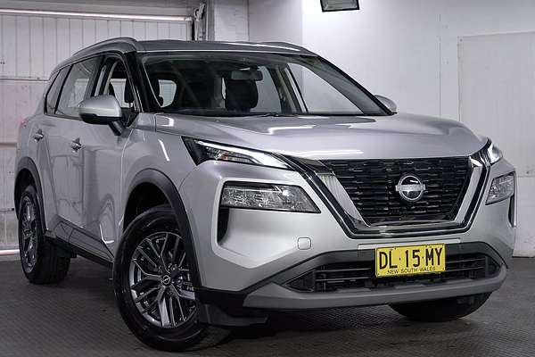 2024 Nissan X-TRAIL ST T33
