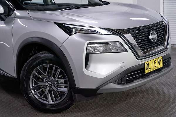 2024 Nissan X-TRAIL ST T33