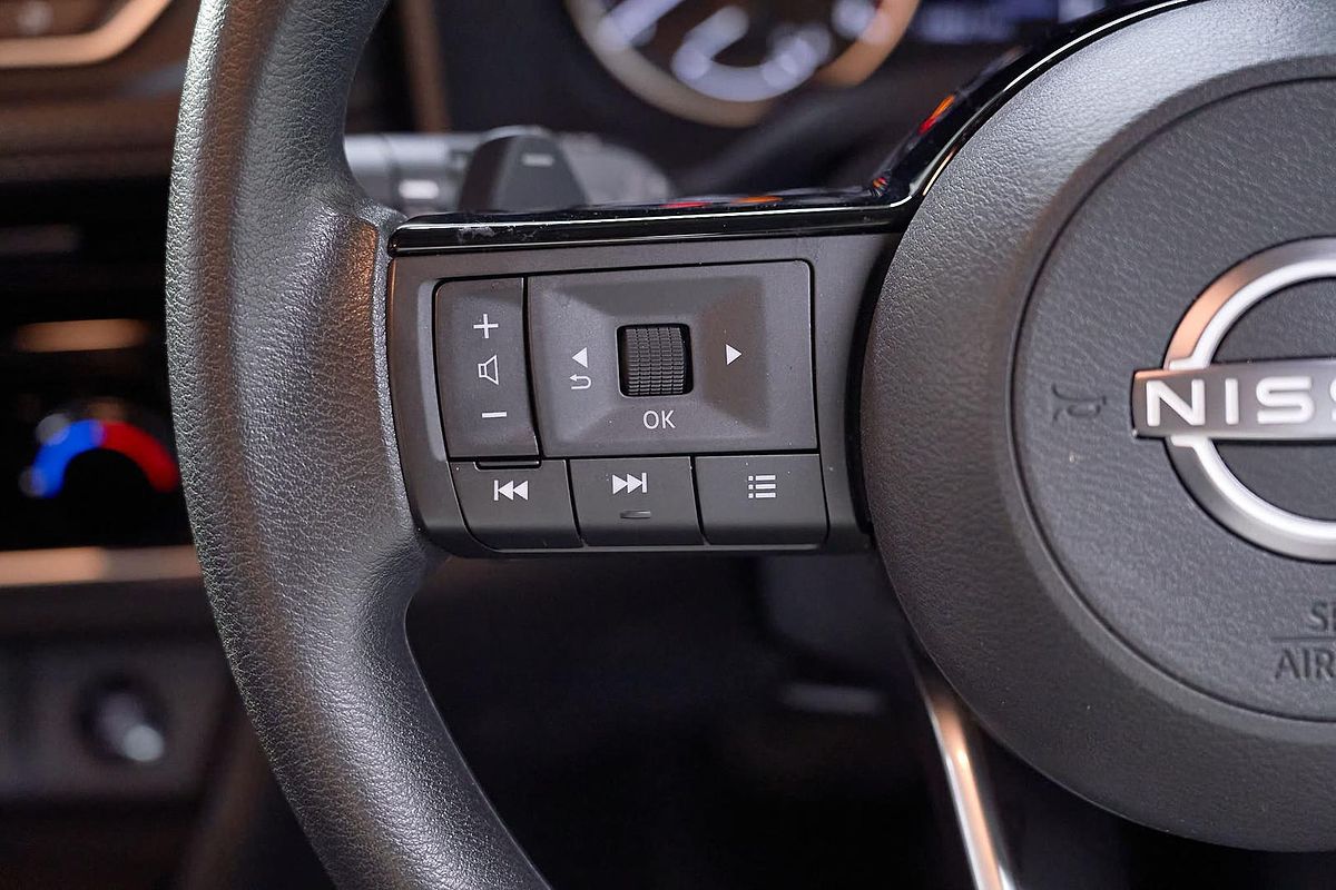 2024 Nissan X-TRAIL ST T33