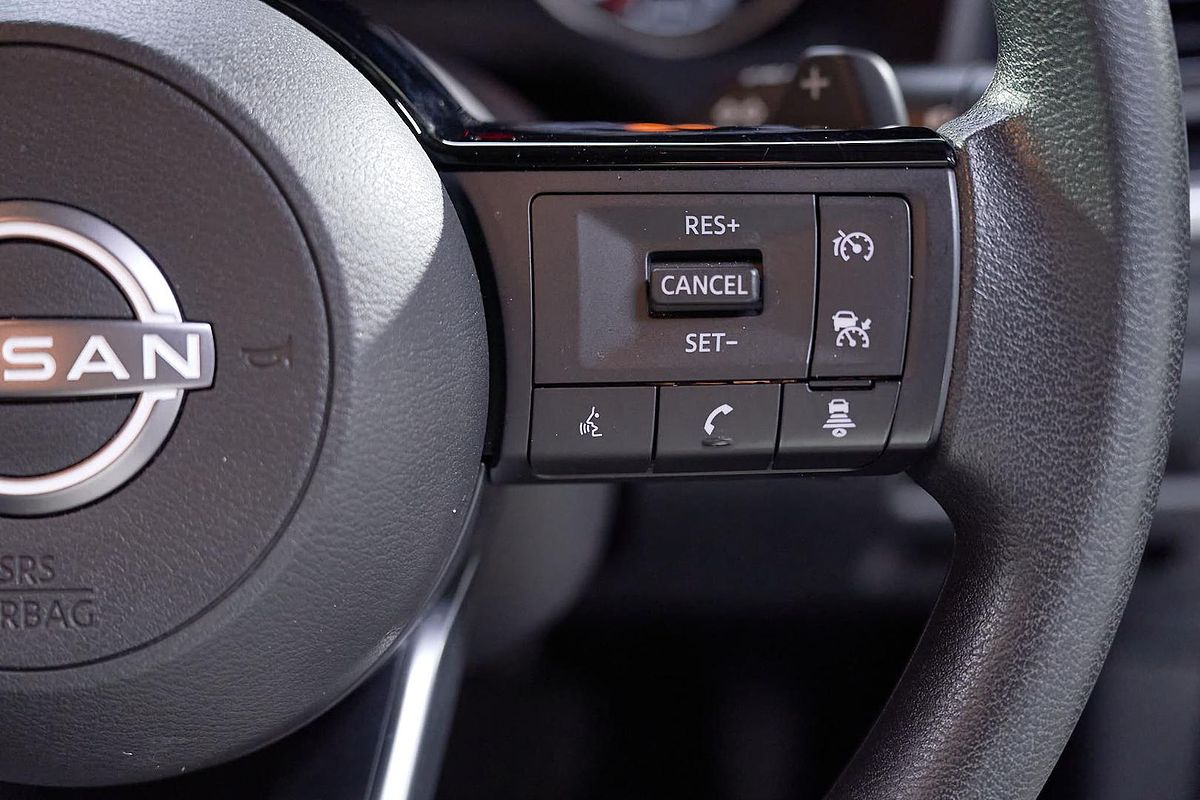 2024 Nissan X-TRAIL ST T33