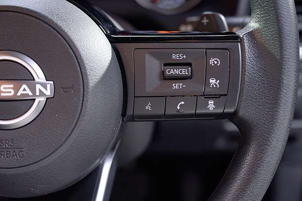 2024 Nissan X-TRAIL ST T33