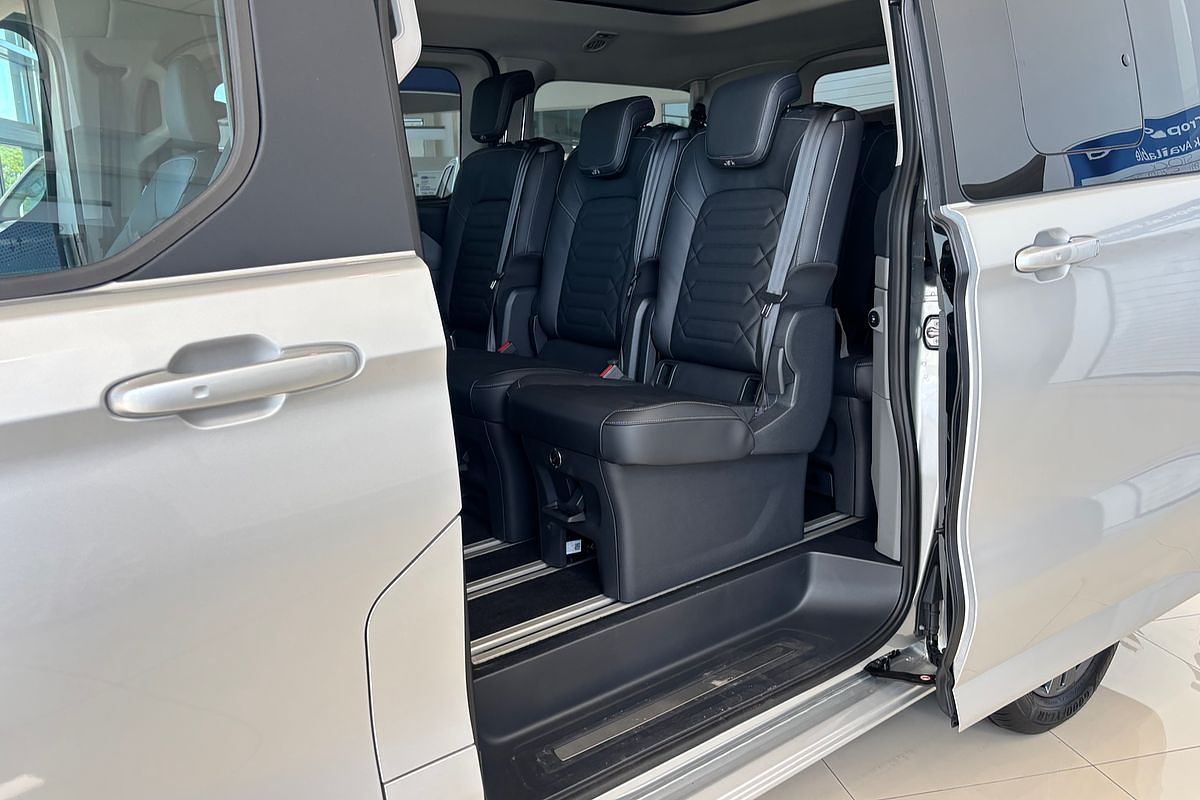 2025 Ford Transit Custom