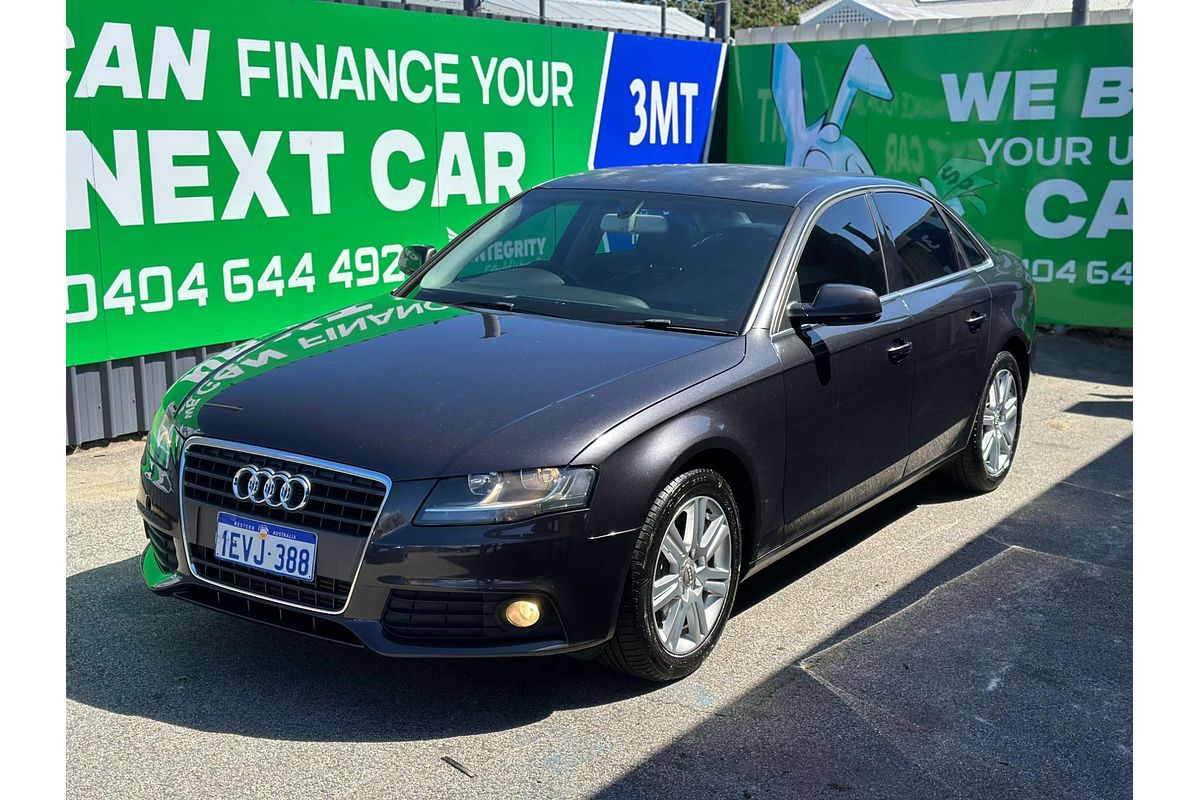 2010 Audi A4  B8