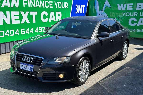 2010 Audi A4  B8
