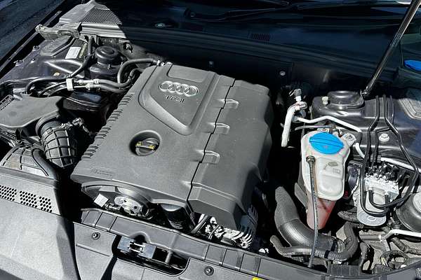 2010 Audi A4  B8