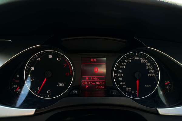2010 Audi A4  B8